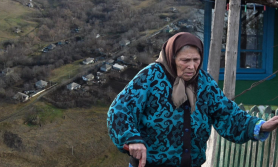 Un alt sat dispare. Doar câțiva pensionari vezi pe străzile tăcute ale localității